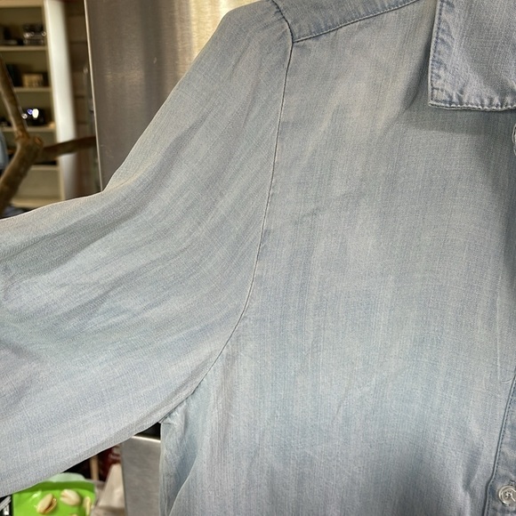 Velvet Heart embroidered chambray denim shirt women’s sz S oversized highlow hem - Picture 5 of 12